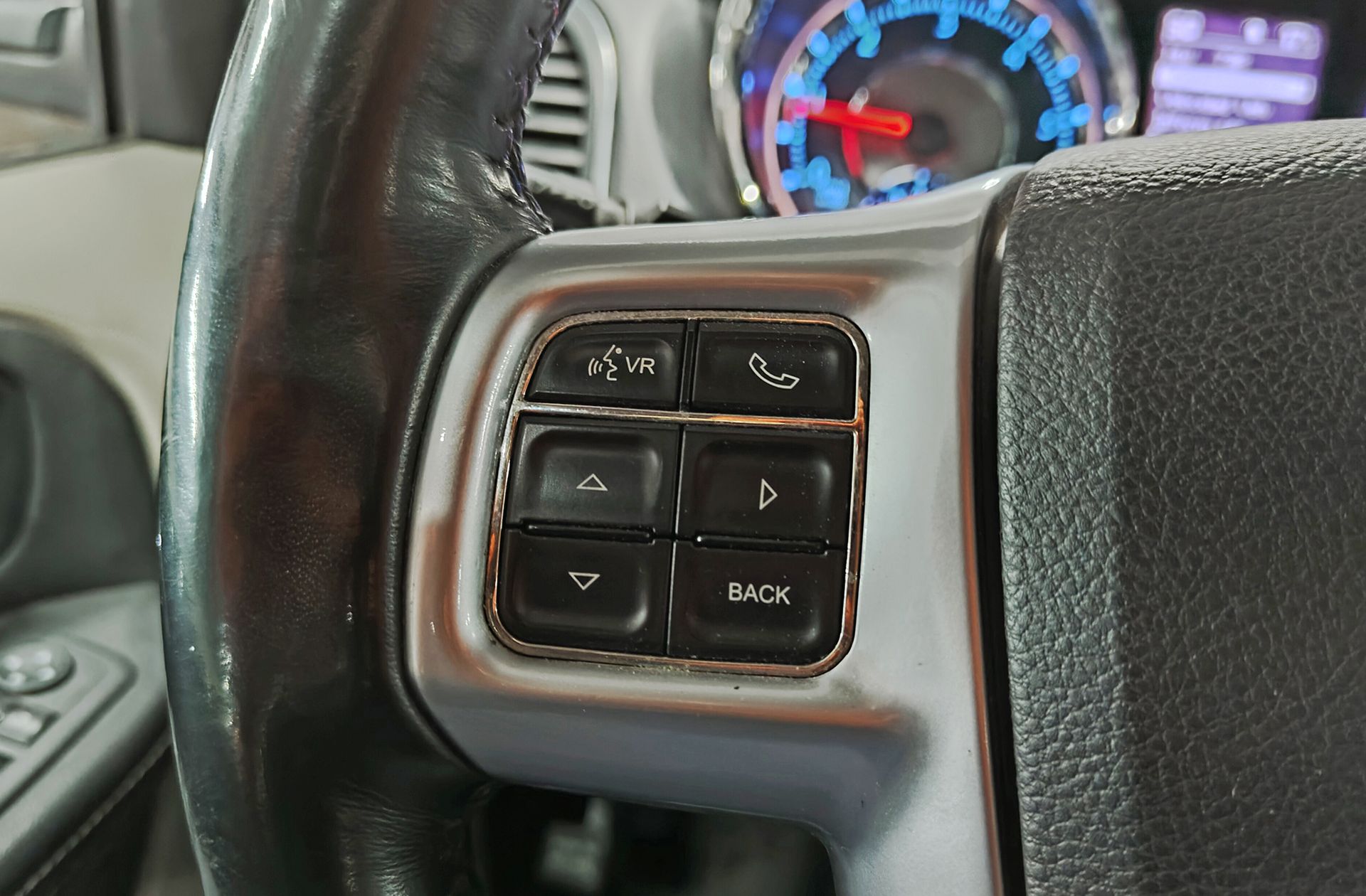 Lancia Voyager 2.8 CRD Gold 7 plazas - foto 26