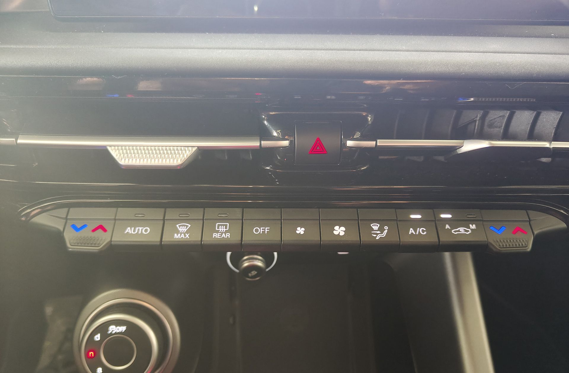 Alfa Romeo Tonale 1.5 MHEV Sprint FWD - foto 32