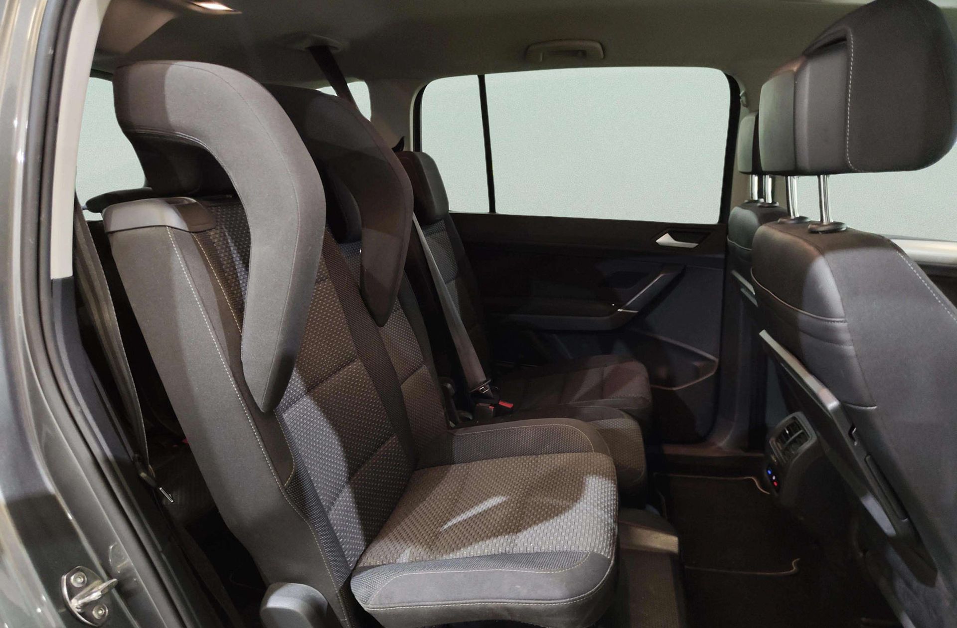 Volkswagen Touran Advance 2.0 TDI DSG 7 plazas - foto 17