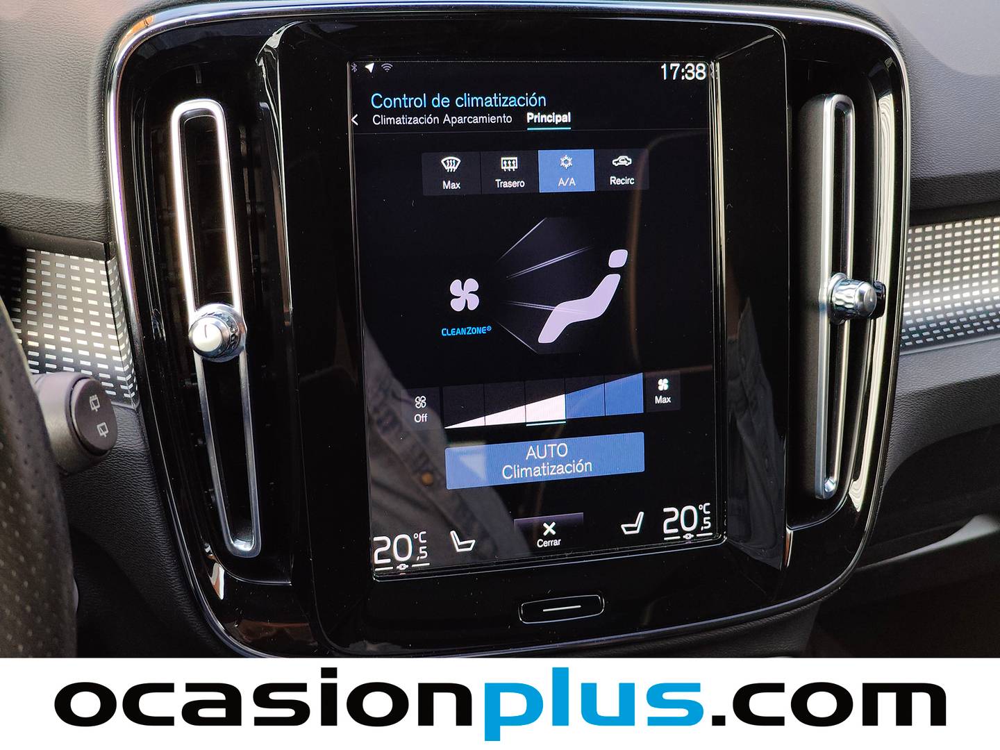 Volvo XC40 Volvo XC40 T3 R-Design Auto (163 CV) de segunda mano