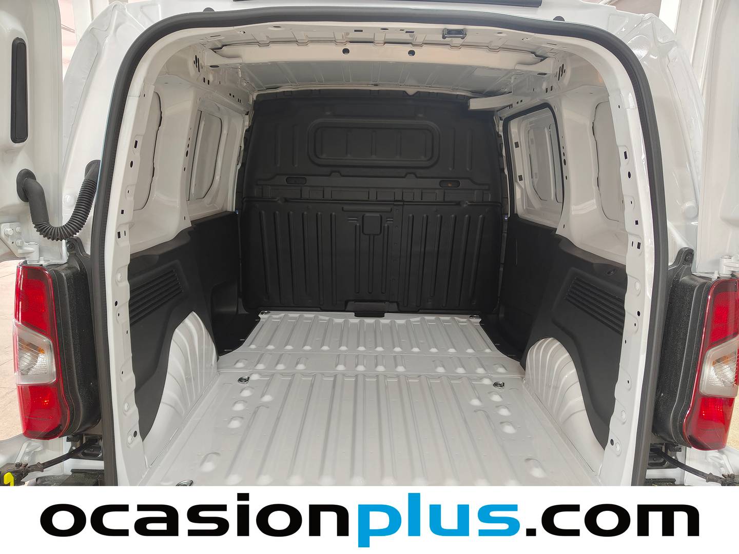 Foto asientos traseros Fiat Doblò Fiat Dobló Furgón BlueHDi 100 M (100 CV)