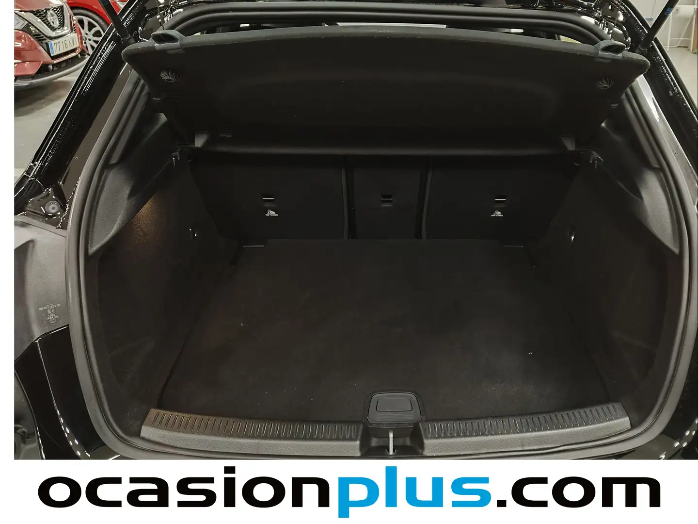 Foto Mercedes Clase A Mercedes-Benz Clase A 180 Pack AMG (136 CV)