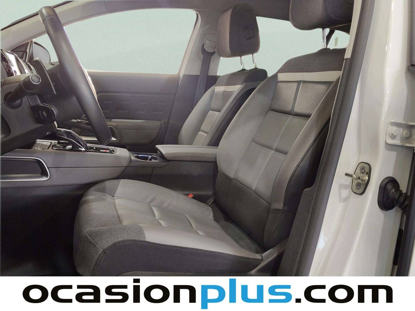 Foto asientos delanteros Citroën C5 Aircross Citroën C5 Aircross BlueHdi 130 S&S Shine EAT8 (131 CV)