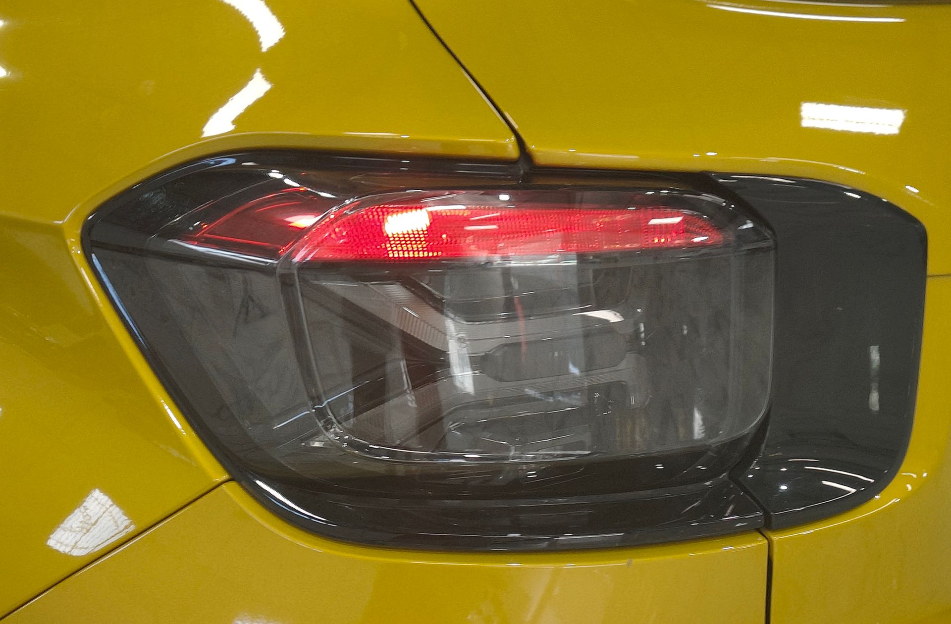 Jeep Avenger 1.2 eHybrid Altitude - foto 15