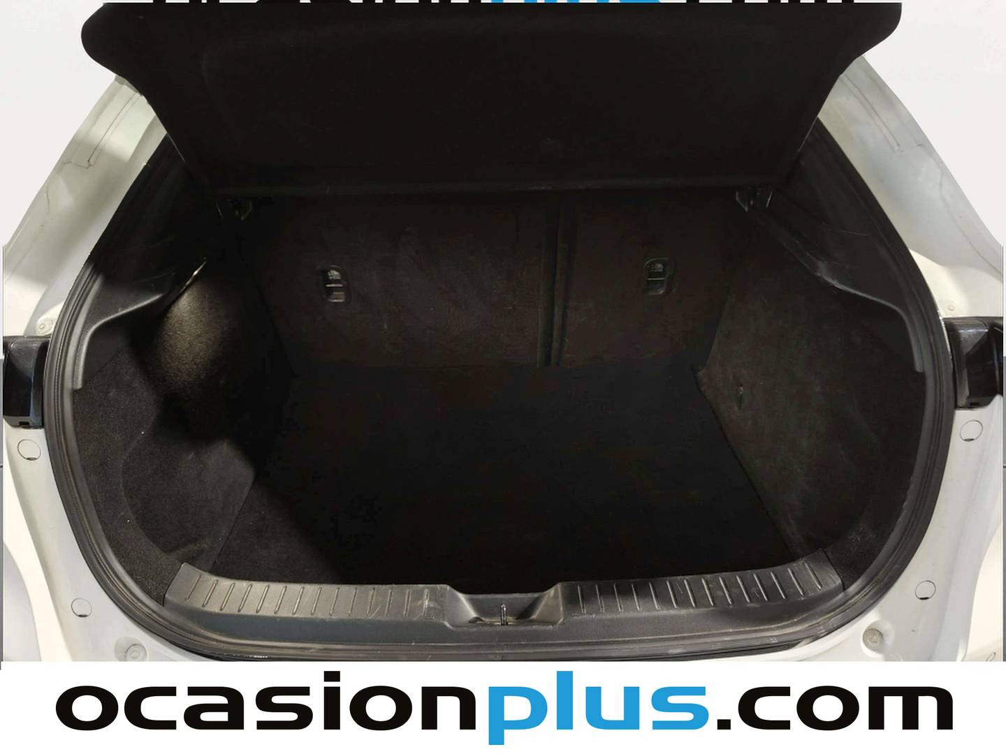 Foto Mazda CX-30 Mazda CX-30 2.5 e-Skyactive G MHEV Prime-Line AT (140 CV)