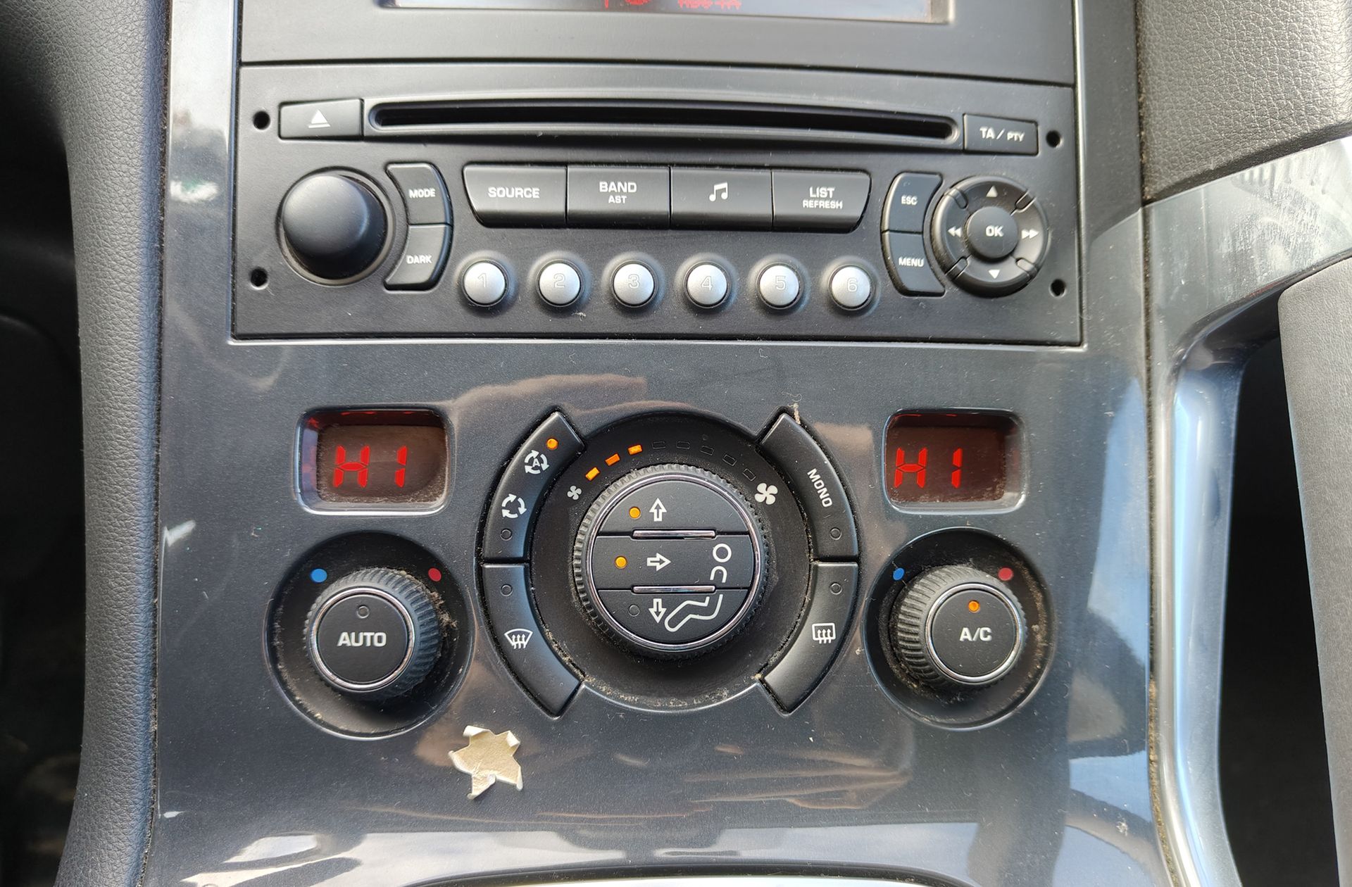 Peugeot 3008 1.6 THP Premium - foto 25
