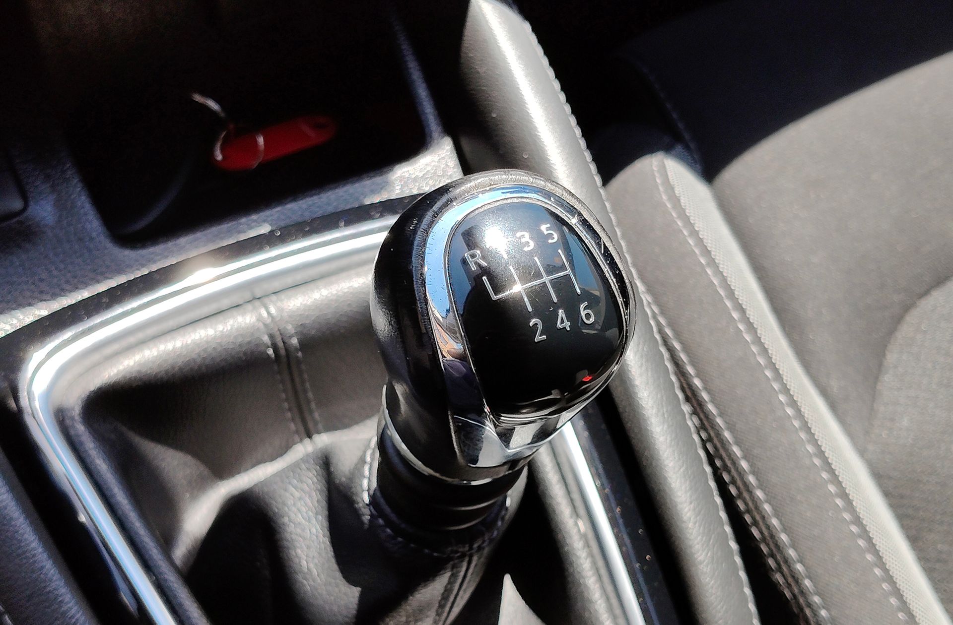 Nissan Qashqai DIG-T 115 N-Connecta - foto 5
