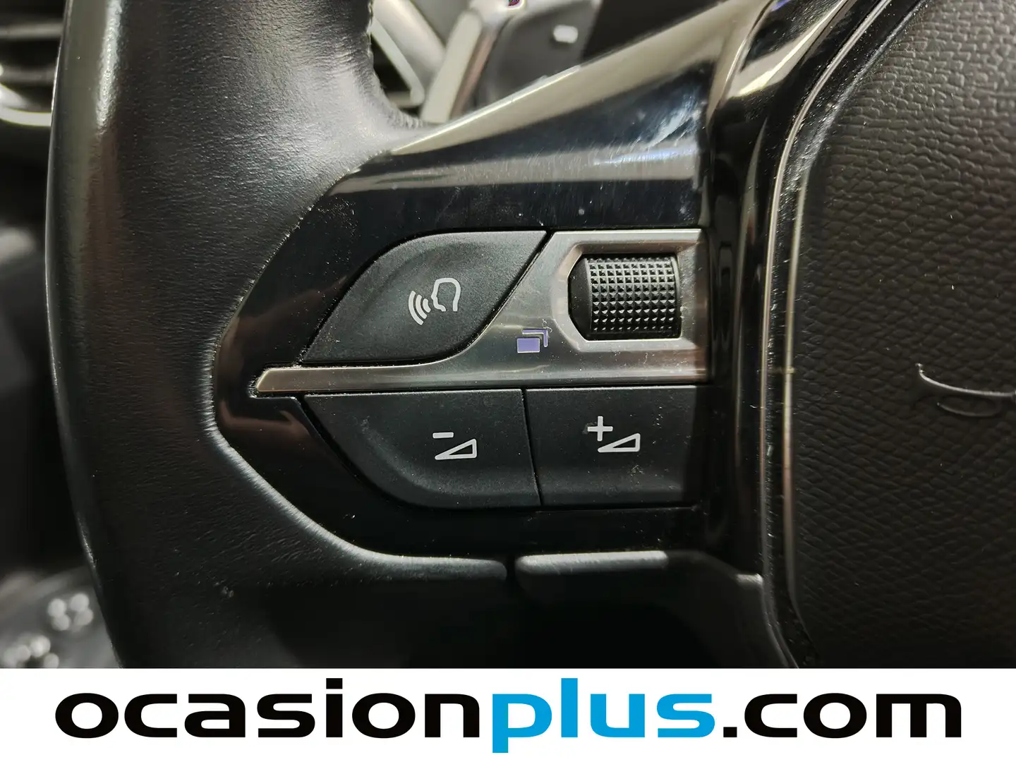 Foto Peugeot 3008 Hybrid Peugeot 3008 Hybrid 300 Allure Pack e-EAT8 (300 CV)