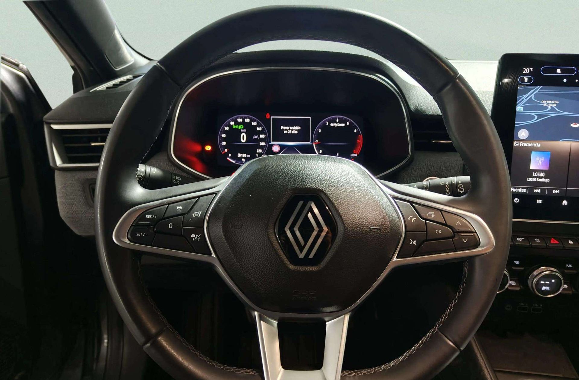 Renault Clio Techno TCe - foto 24