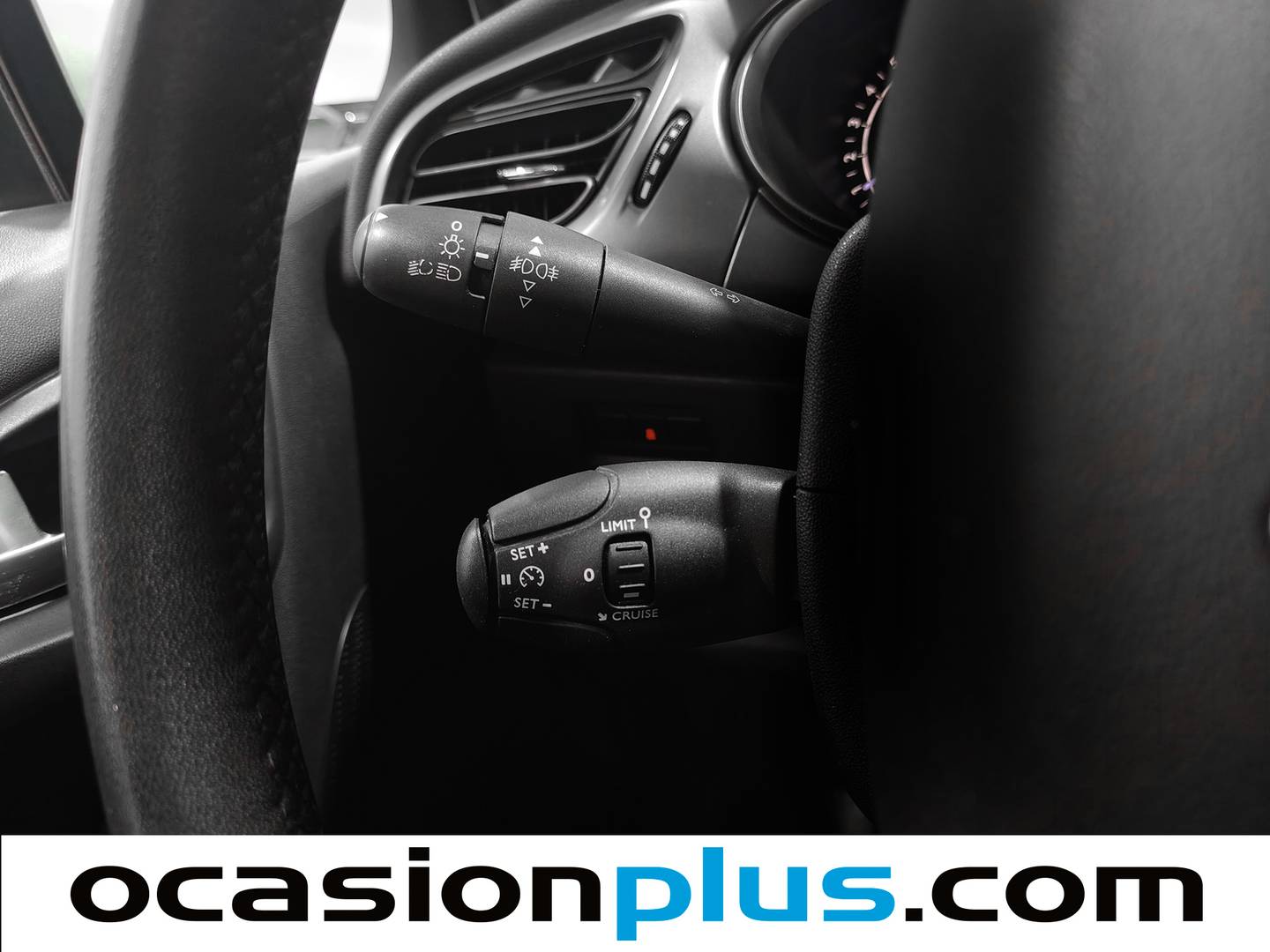 Extras y acabados del Citroën C3 Citroën C3 PureTech 82 Live Edition (82 CV)