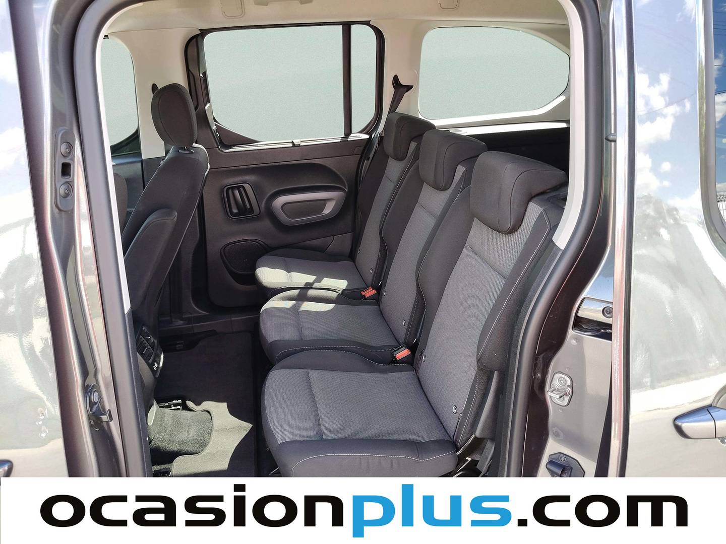 Foto asientos traseros Toyota Proace City Verso Toyota Proace City Verso 1.2 96kW Family Act Auto 7 Plazas L2
