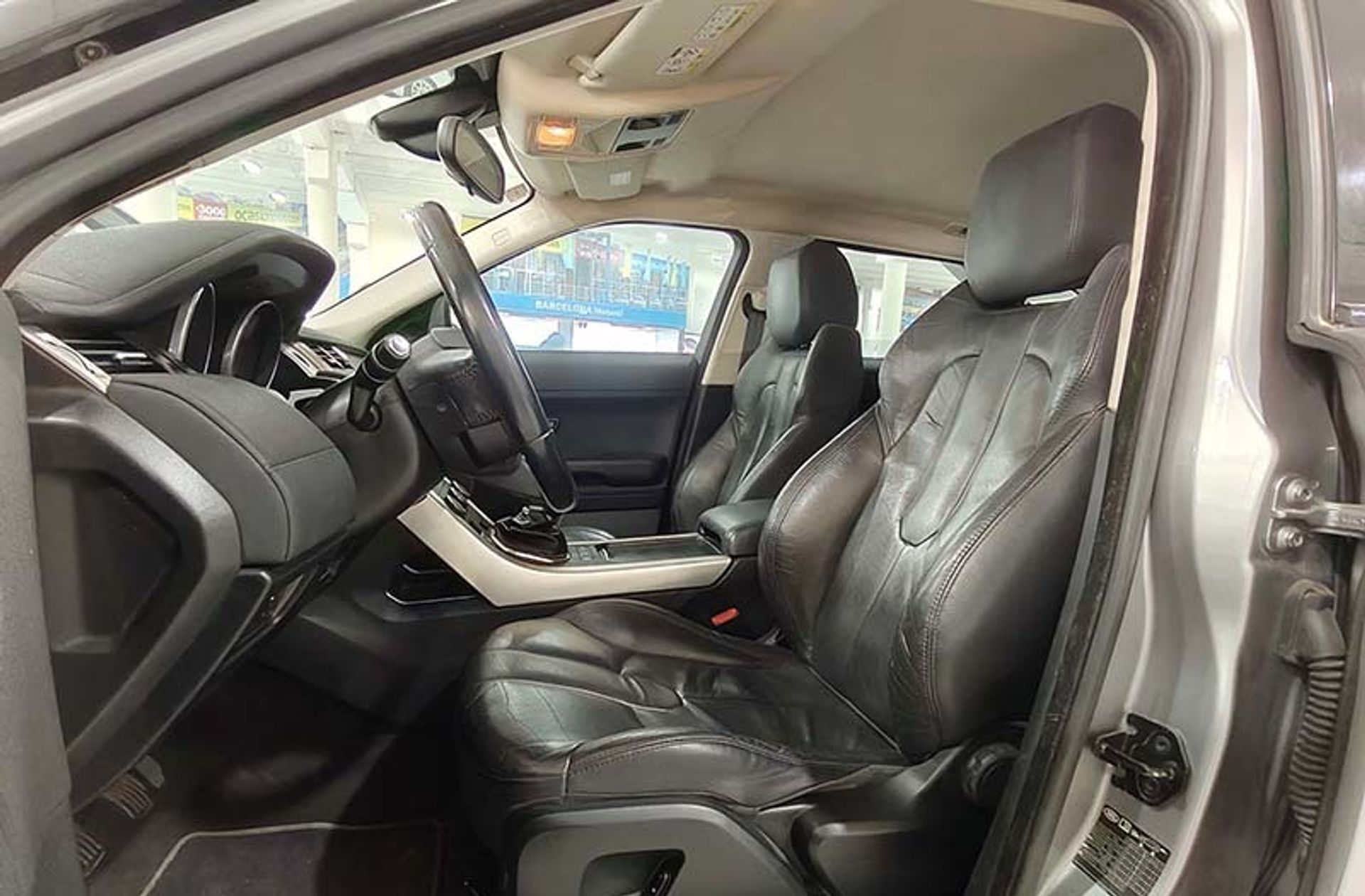 Land Rover Range Rover Evoque 2.2L TD4 Prestige 4x4 - foto 12