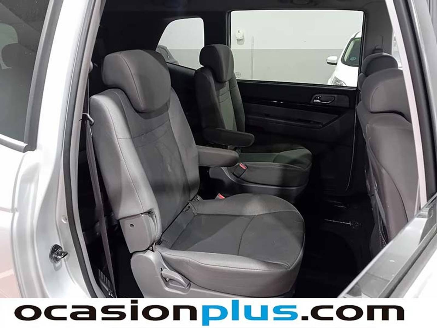 Foto SsangYong Rodius Ssangyong Rodius D22T Premium Auto 7 Plazas (178 CV)