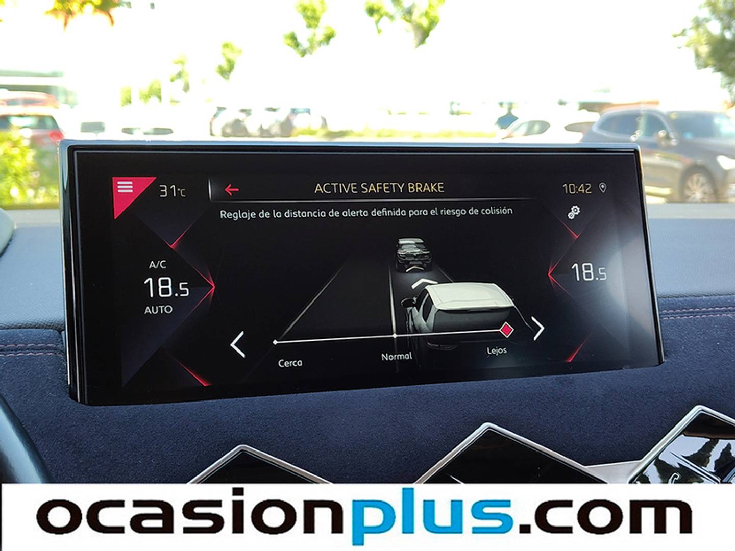 Foto DS DS 3 Crossback DS DS3 Crossback BlueHDi 130 Ines de la Fressange Auto (131 CV)