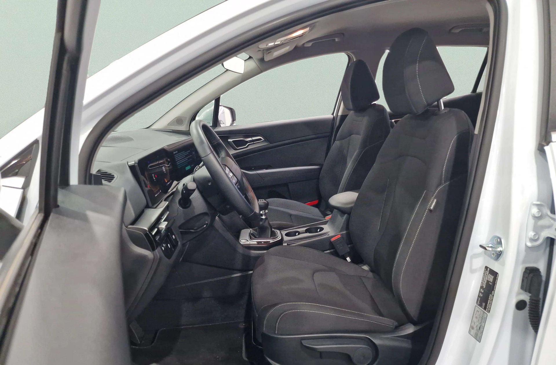 Kia Sportage 1.6 T-GDi Concept 4x2 - foto 11