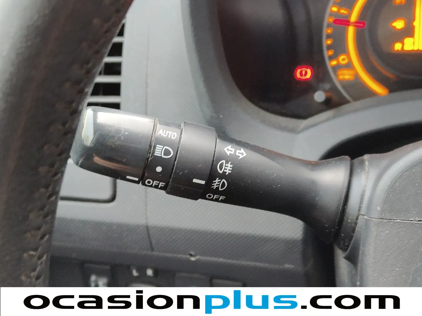 Foto Toyota Auris Toyota Auris 2.0 D-4D Sol (126 CV)