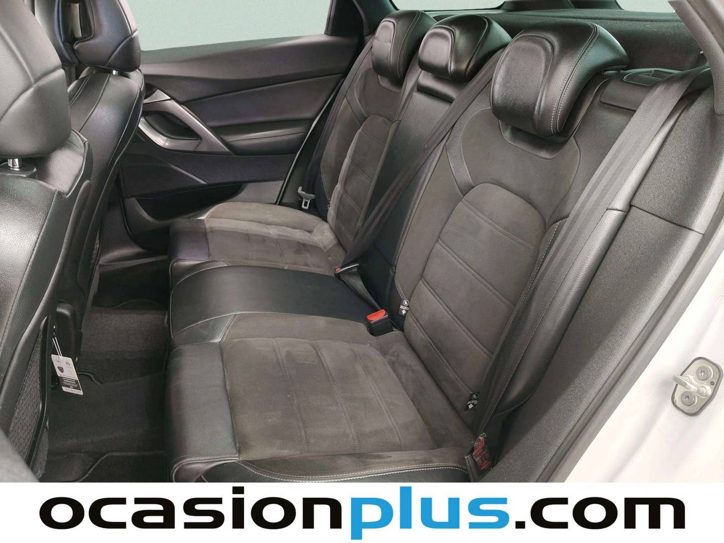 Foto asientos traseros DS DS 5 DS DS5 BlueHdi 180 Style EAT6 (181 CV)