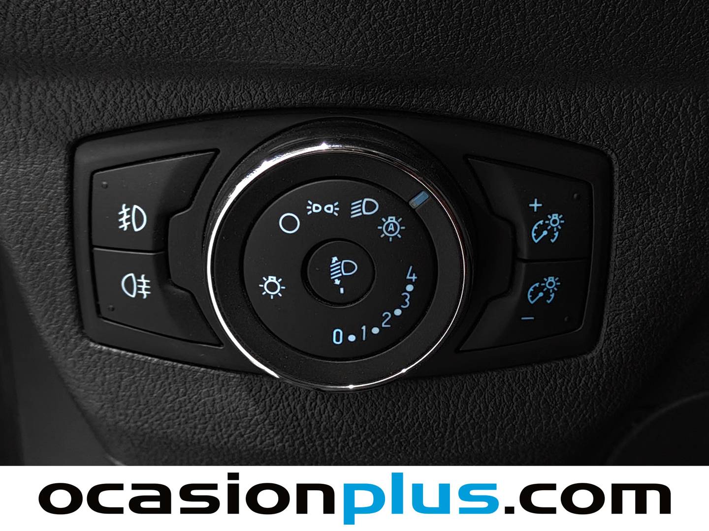 Extras y acabados del Ford Tourneo Courier Ford Tourneo Courier 1.0 EcoBoost Titanium (100 CV)