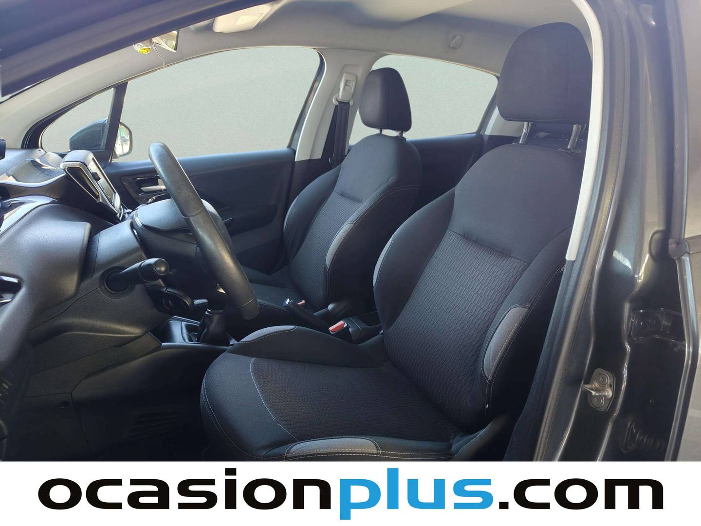 Foto asientos delanteros Peugeot 208 Peugeot 208 PureTech 82 S&S Active (82 CV)