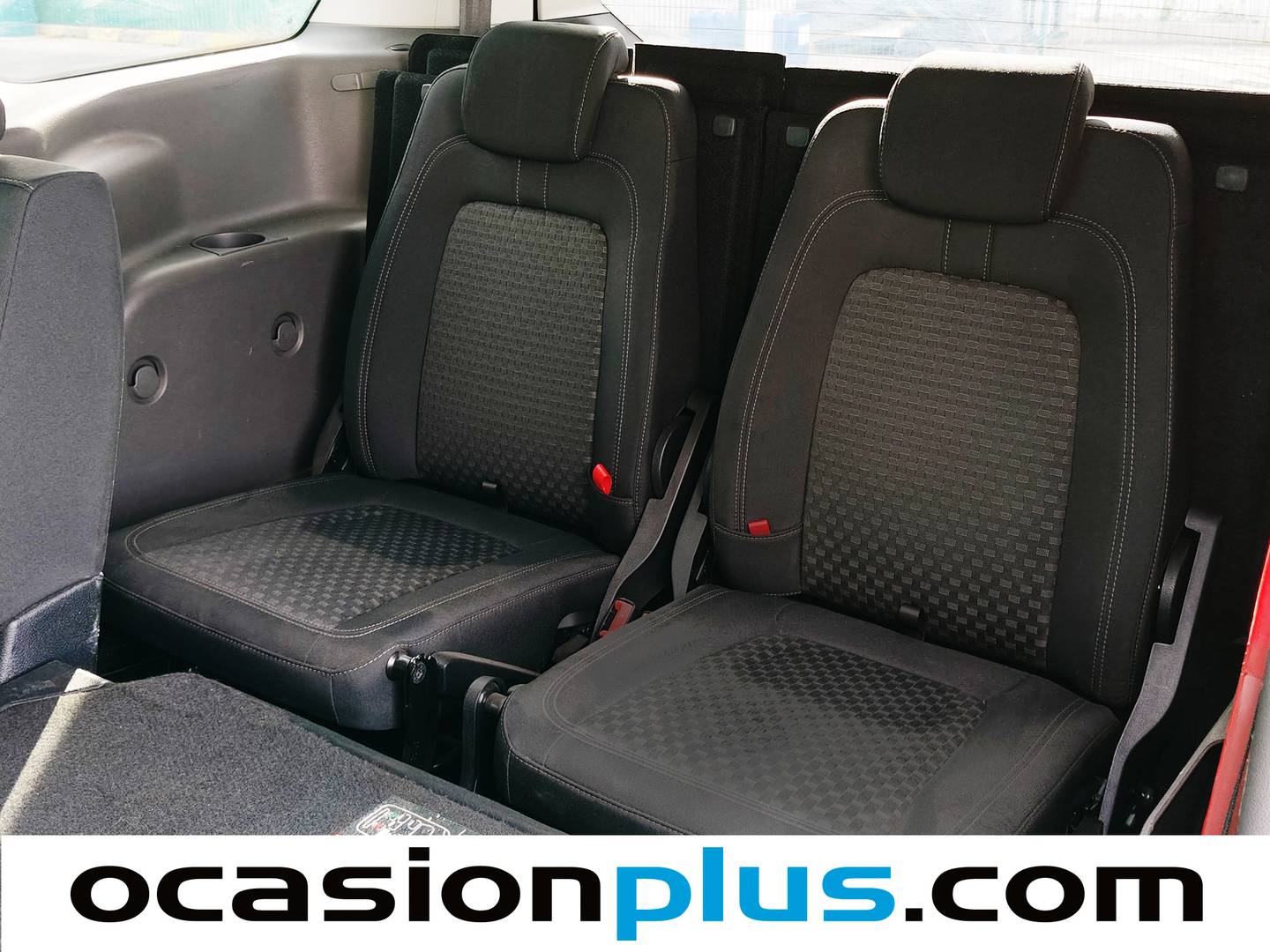 Extras y acabados del Ford Grand Tourneo Connect Ford Grand Tourneo Connect 1.5 TDCi Trend  (120 CV)
