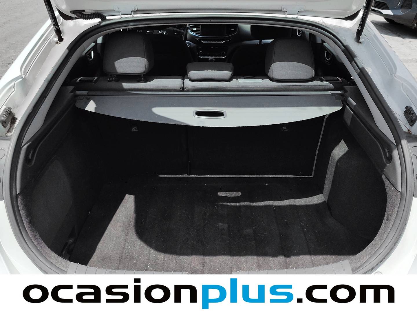 Fotos maletero Hyundai IONIQ Hyundai Ioniq 1.6 GDI HEV Tecno DCT (141 CV)