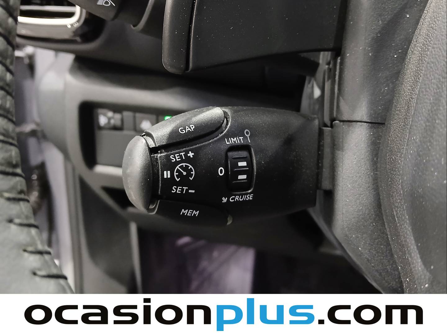 Foto Citroën C5 Aircross Citroen C5 Aircross Plug-in Hybrid Max e-EAT8 (225 CV)