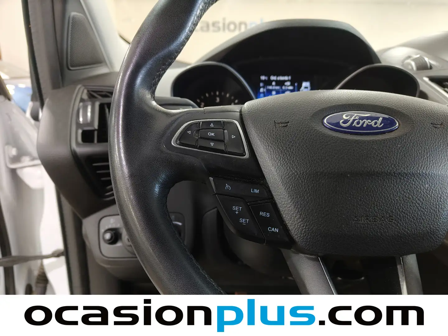 Foto Ford Kuga Ford Kuga 1.5 TDCI S&S Titanium 4x2 (120 CV)