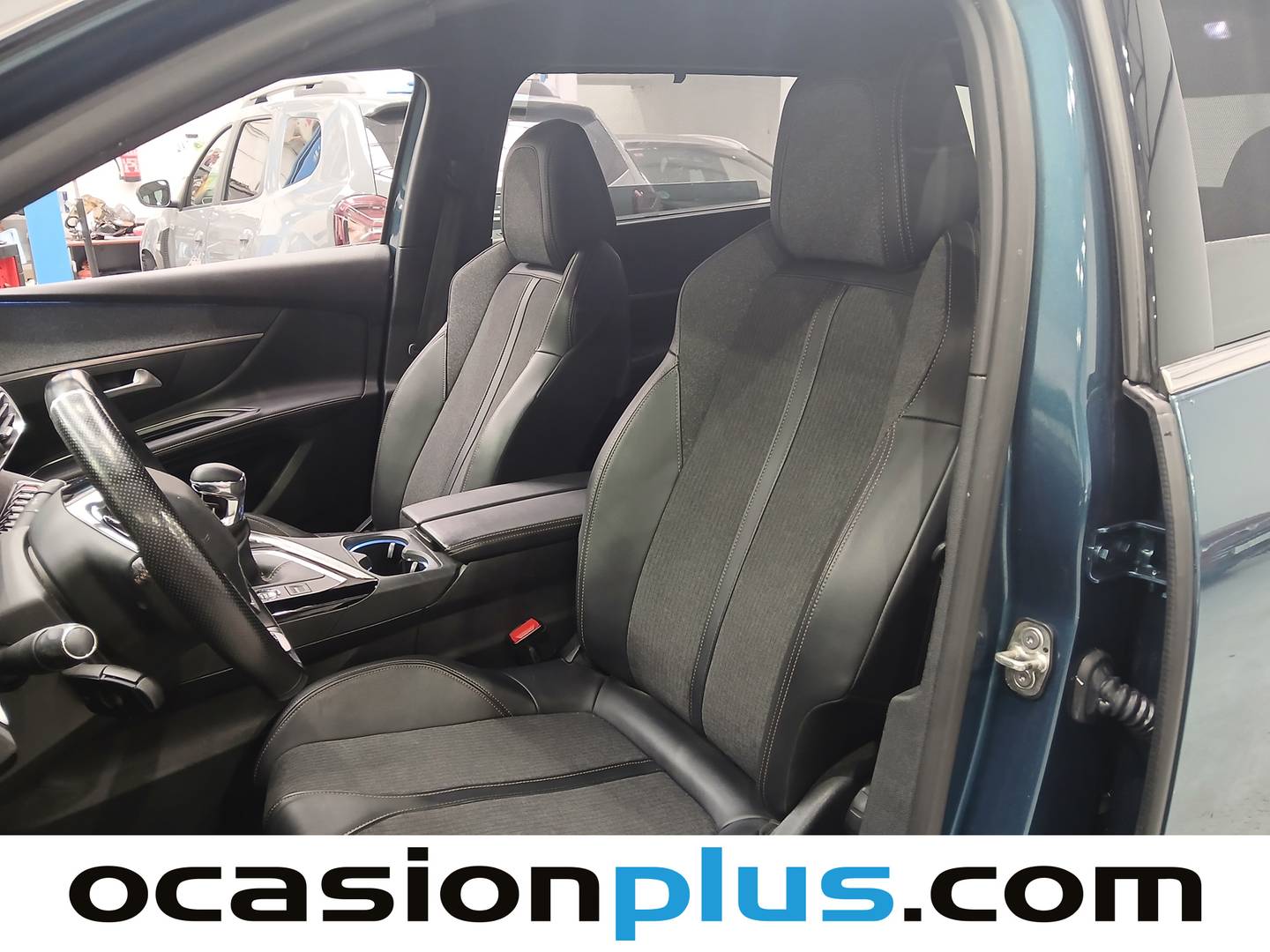 Foto asientos traseros Peugeot 5008 Peugeot 5008 1.5 BlueHDi S&S GT Line (130 CV) 7 Plazas