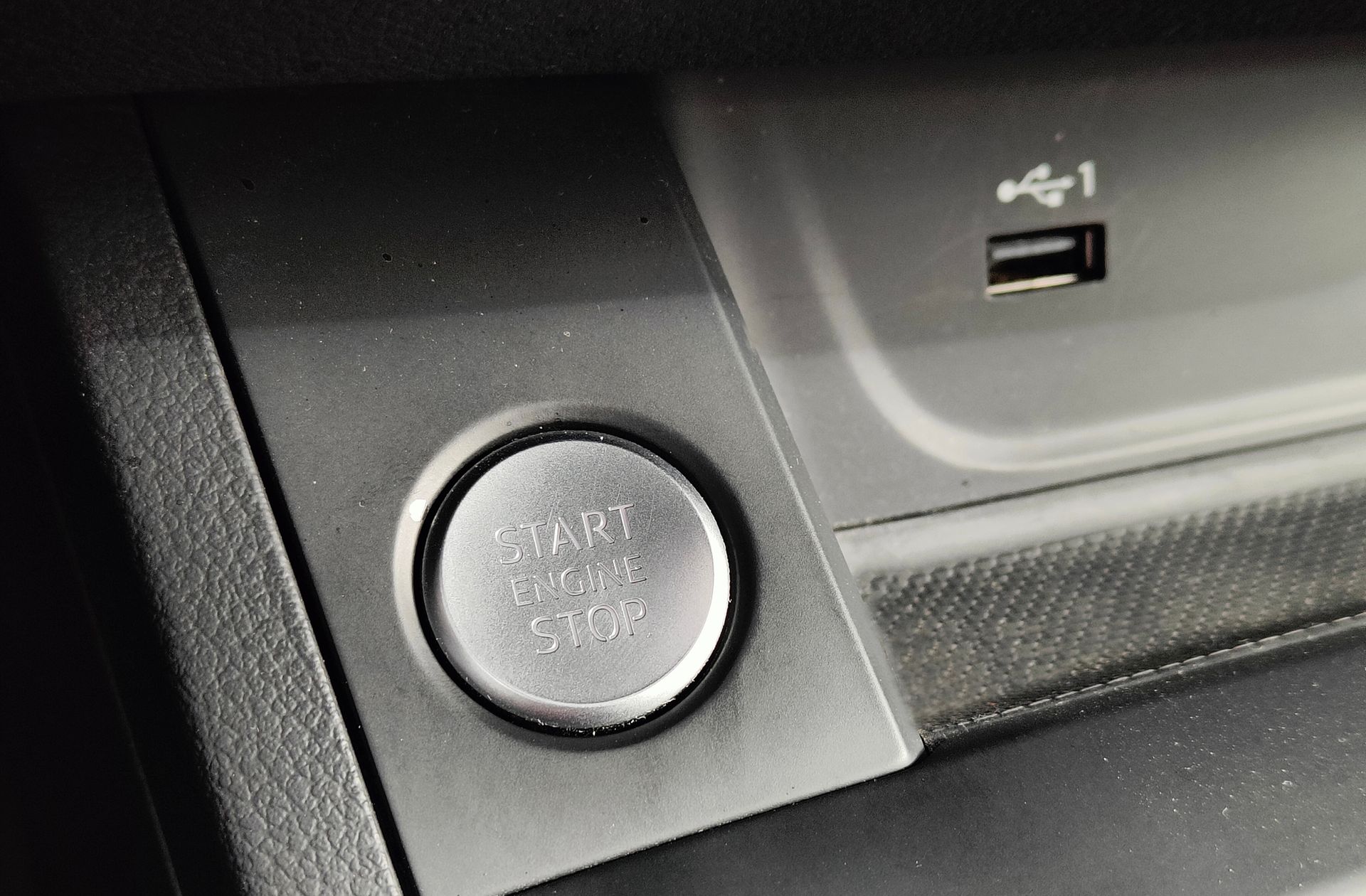 Audi A4 Avant Advanced 40 TDI S Tronic - foto 30