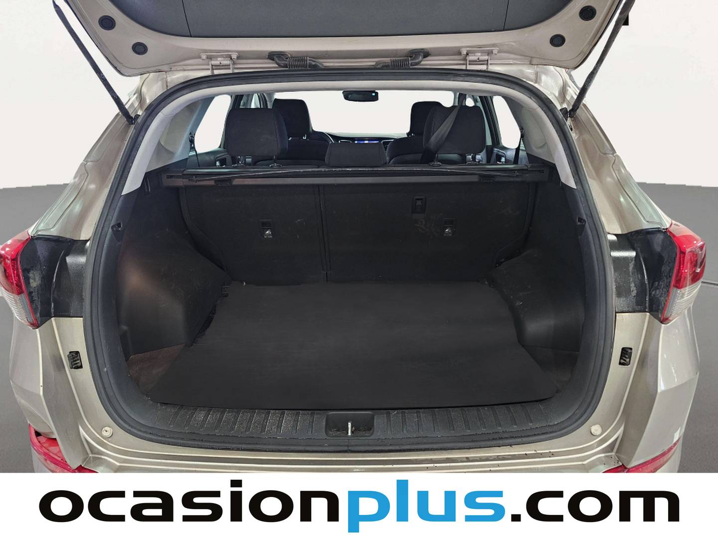 Fotos maletero Hyundai Tucson Hyundai Tucson 2.0 CRDi BlueDrive Tecno Sky 4x2 (136 CV)