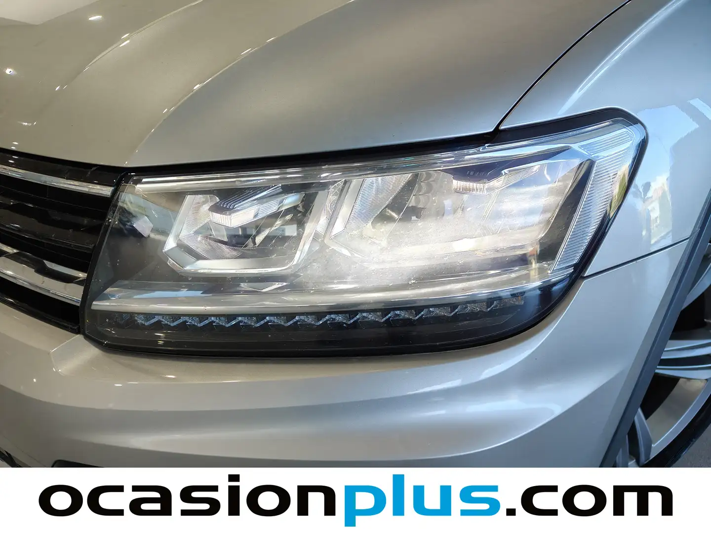 Foto Volkswagen Tiguan Volkswagen Tiguan Advance 1.5 TSI (150 CV) DSG Pack R-Line