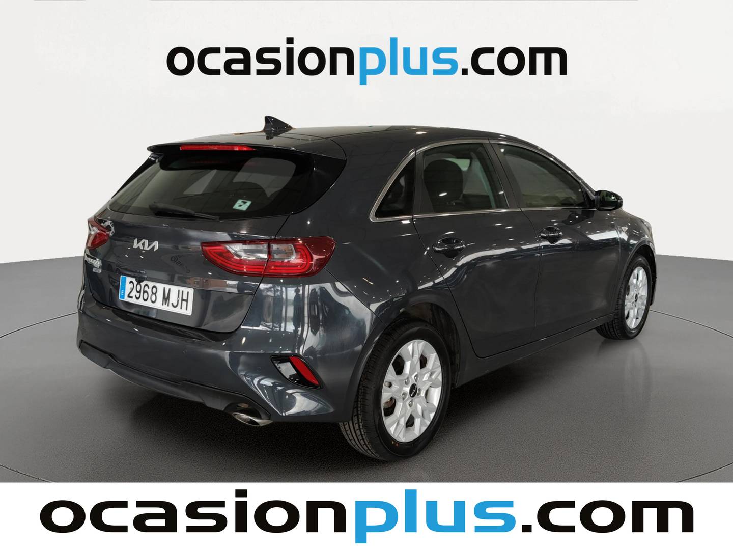 Foto trasera KIA Ceed KIA Ceed 1.6 MHEV iMT Drive (136 CV) derecha