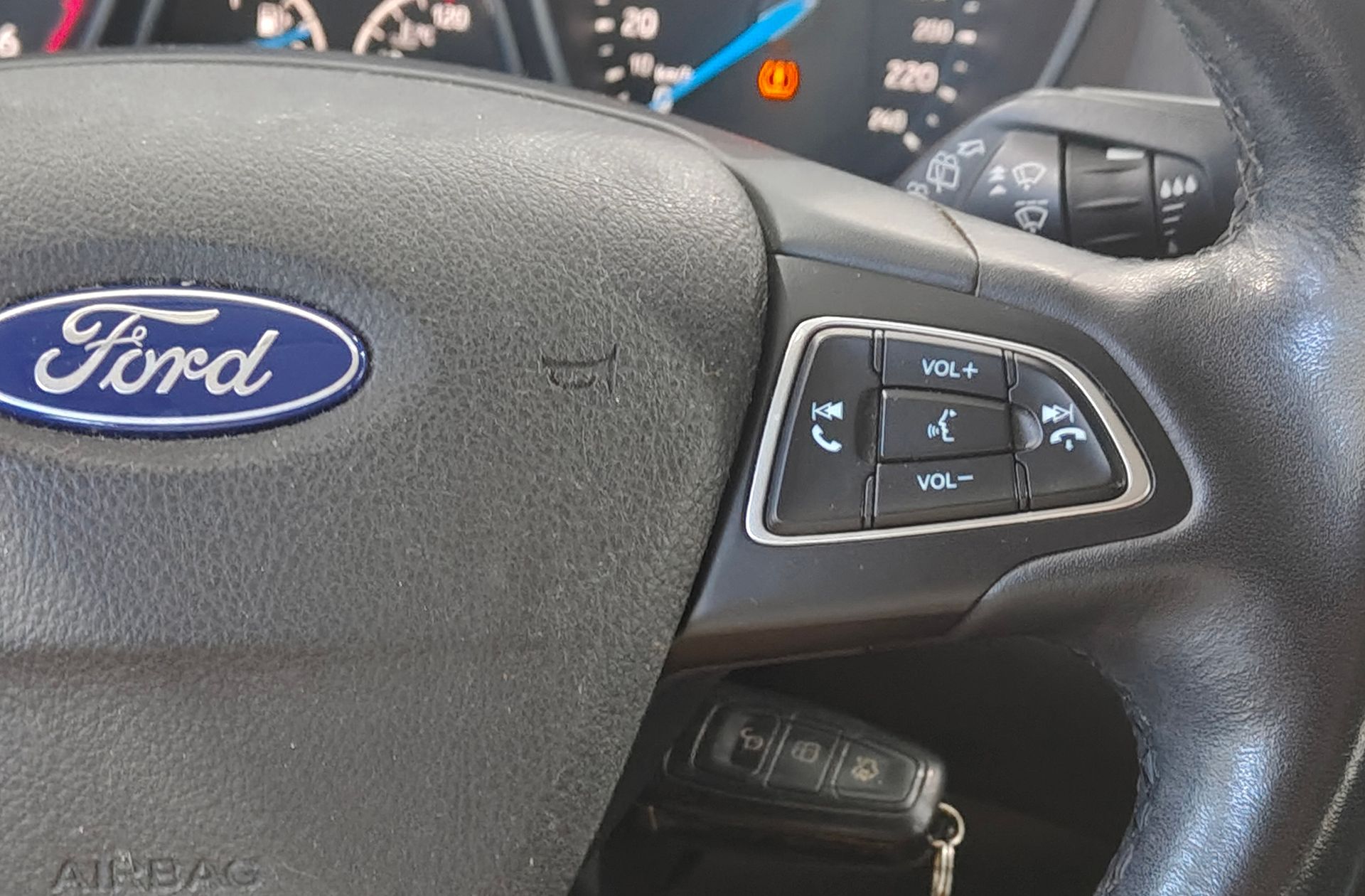 Ford Focus 1.6 TDCi Trend+ - foto 21