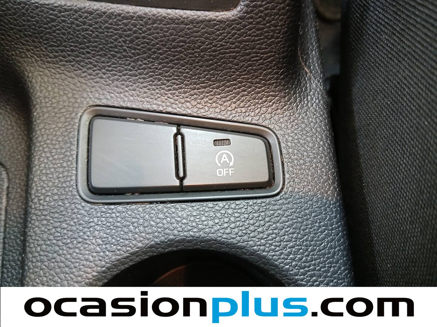 Extras del Hyundai i20 Hyundai i20 1.2 MPI Essence LE (75 CV)