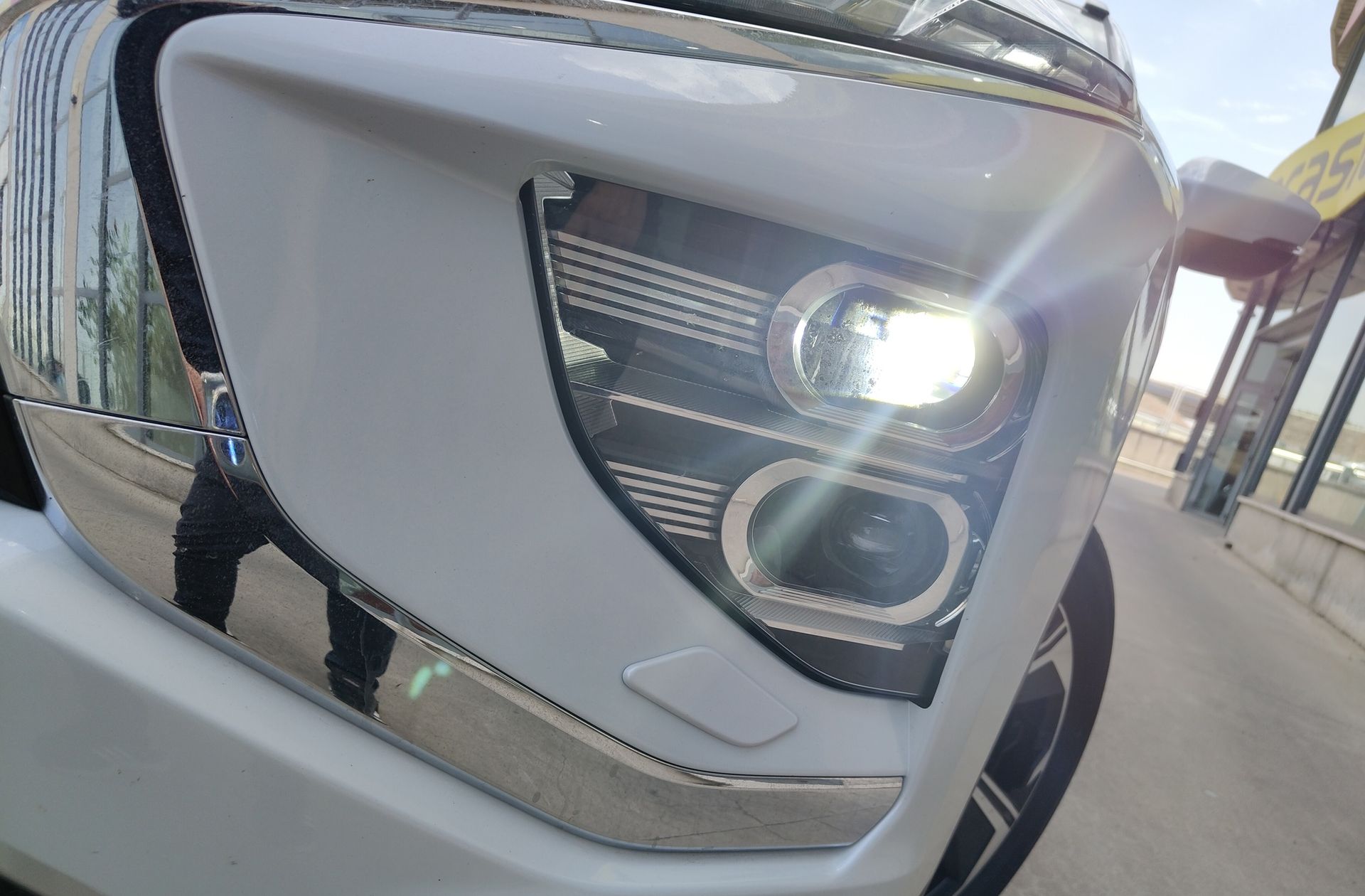 Mitsubishi Eclipse Cross 2.4 PHEV Kaiteki 4WD - foto 13