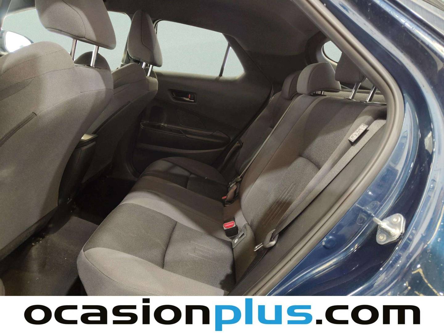 Foto asientos traseros Toyota C-HR Toyota C-HR 140H Advance (140 CV)