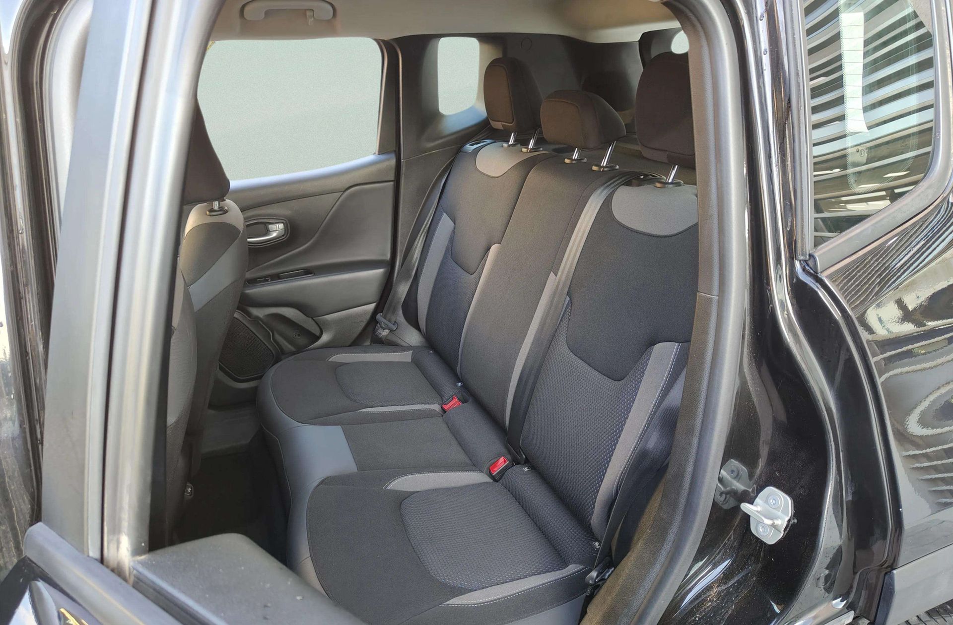 Jeep Renegade 1.0G Limited 4x2 - foto 9