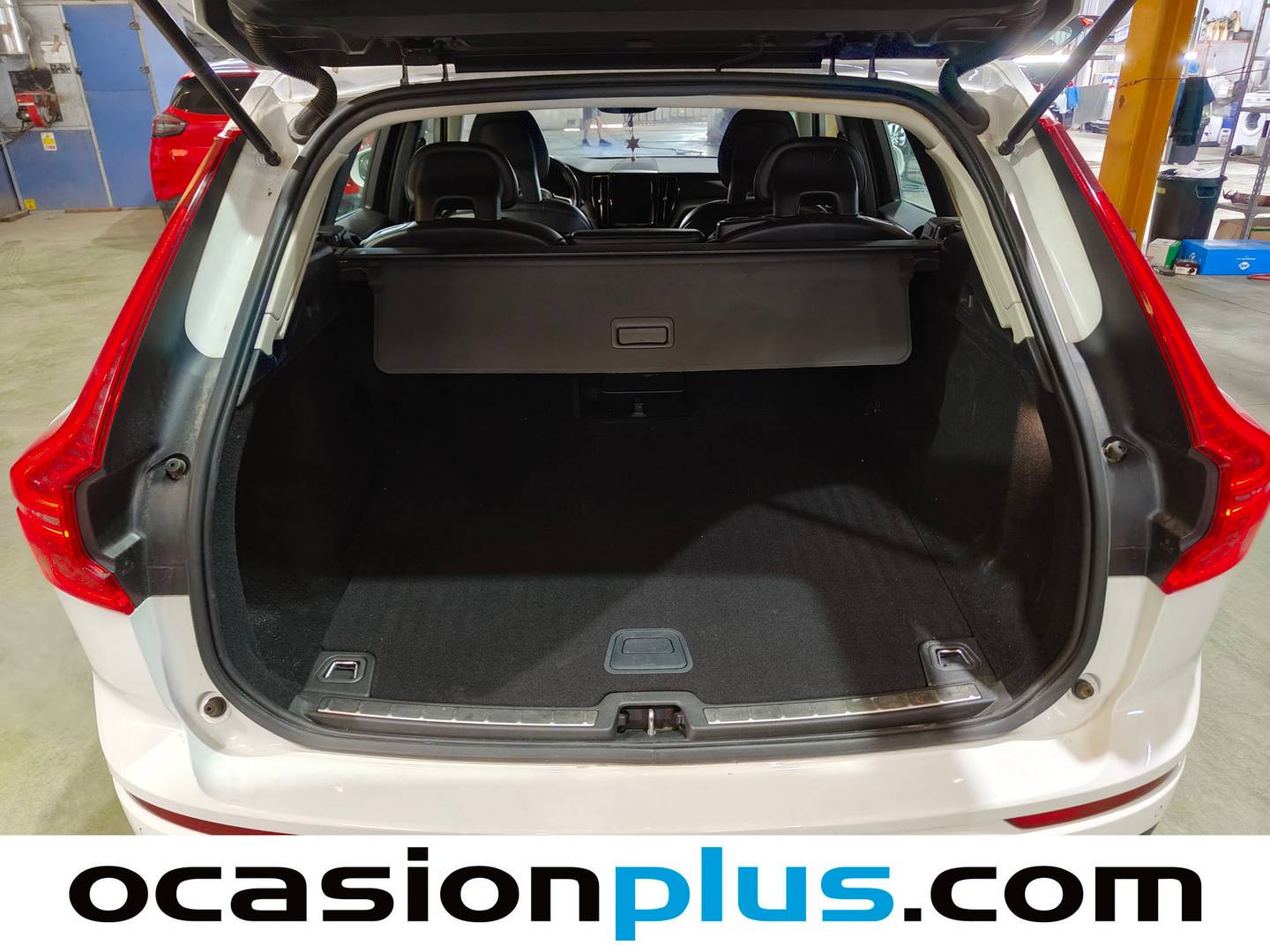 Fotos maletero Volvo XC60 Volvo XC60 D4 Momentum AWD Auto (190 CV)