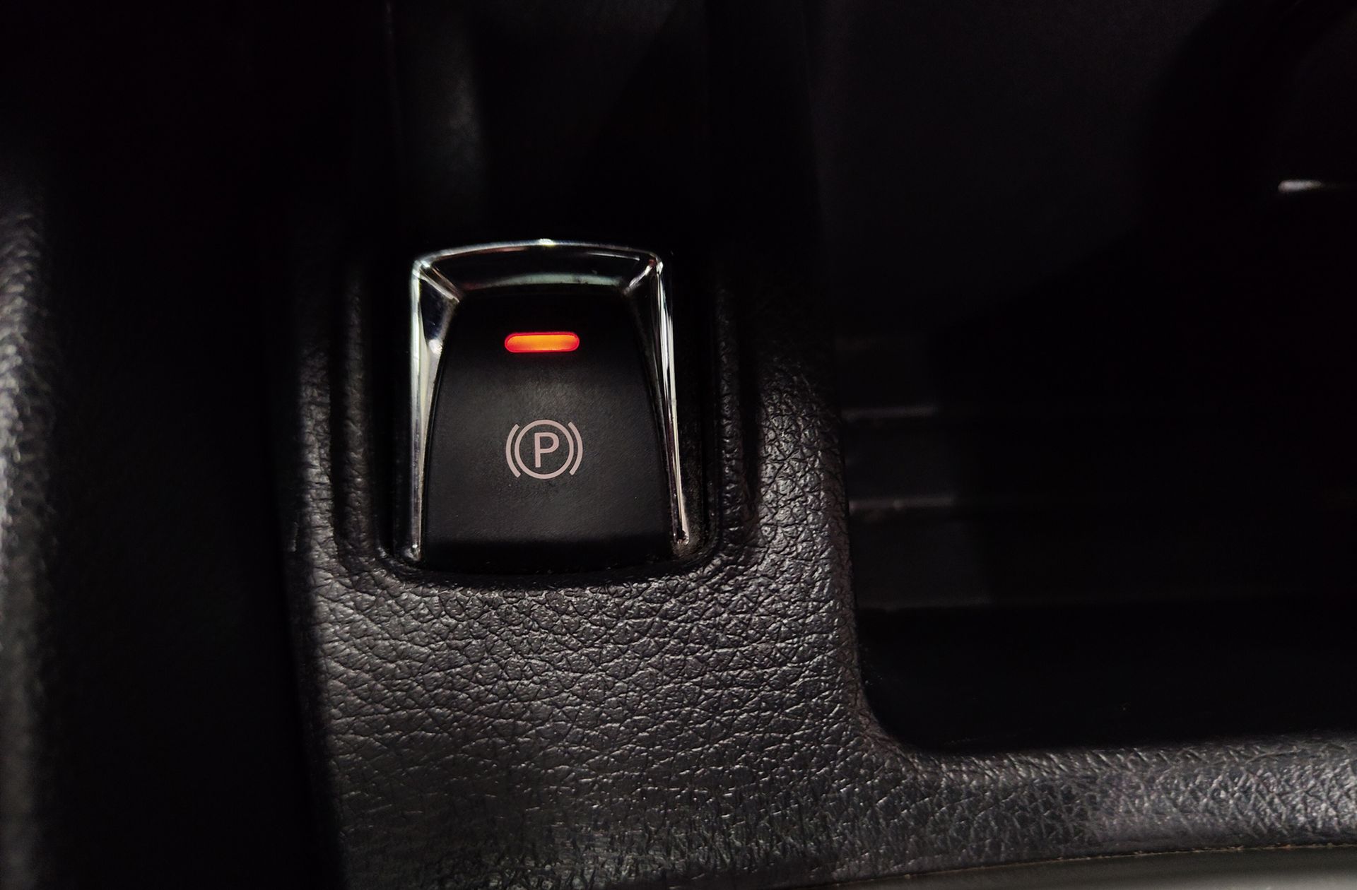 Nissan Qashqai 1.5 dCi N-Connecta 4x2 - foto 29