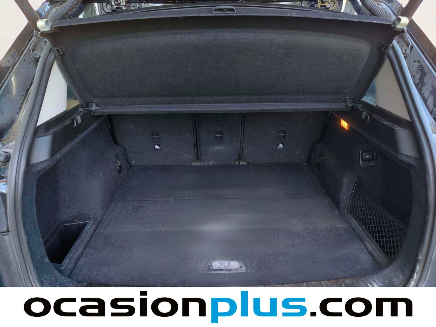 Fotos maletero BMW X1 BMW X1 sDrive18d (150 CV)