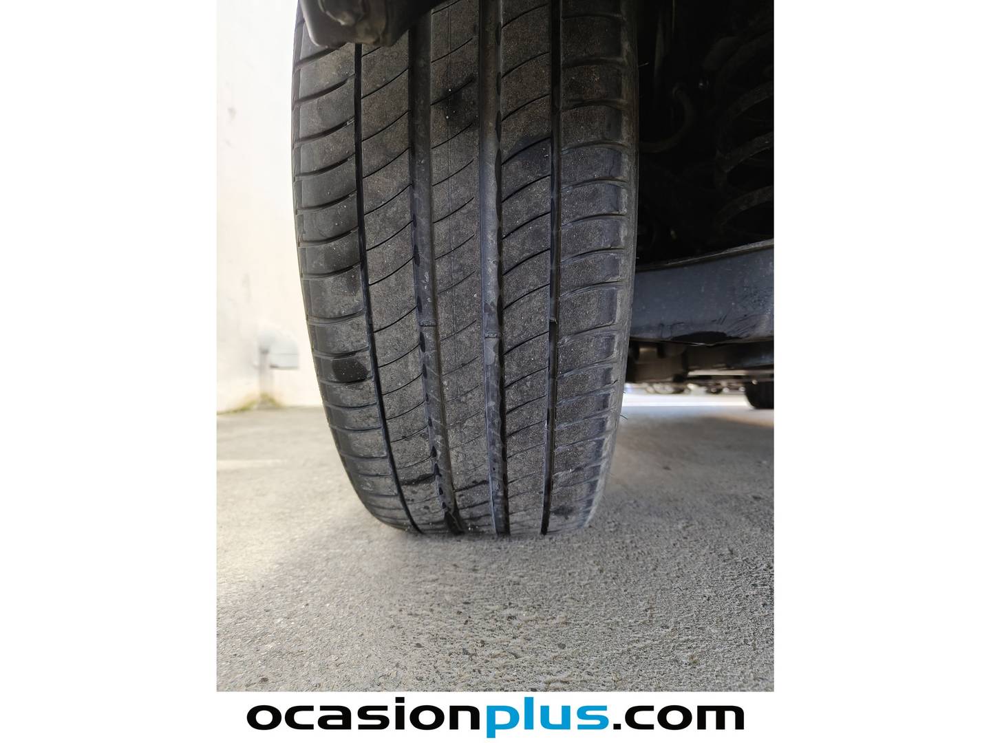 Foto Toyota C-HR Toyota C-HR 1.8 125H Advance (122 CV)