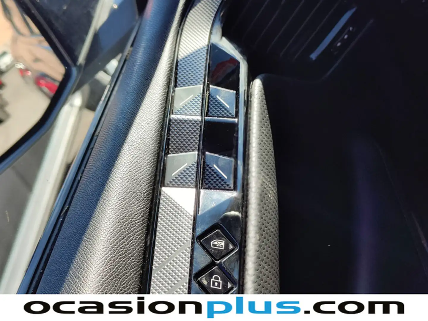 Foto DS DS 4 DS DS4 BlueHDi 130 Trocadero Auto (130 CV)