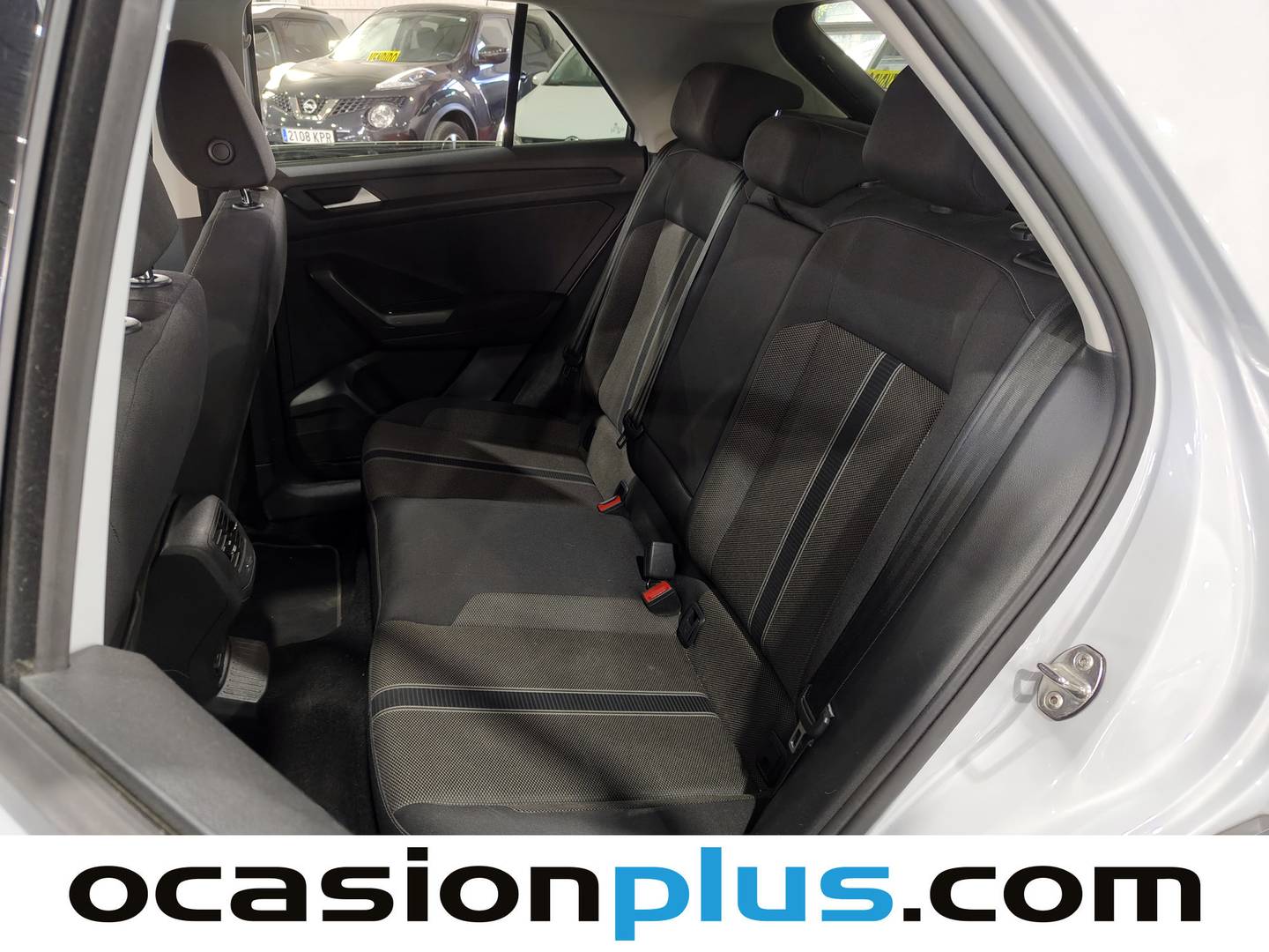 Foto asientos traseros Volkswagen T-Roc Volkswagen T-Roc Advance Style 1.6 TDI (115 CV)