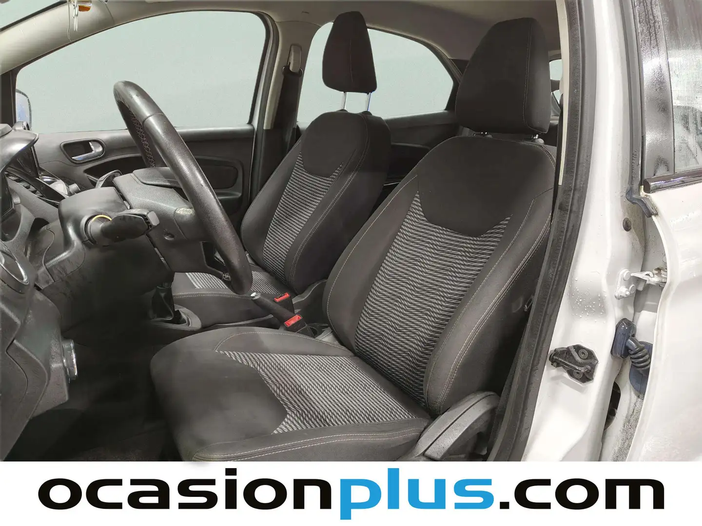 Foto Ford Ka+ Ford Ka+ 1.2 Ti-VCT White Edition (85 CV)