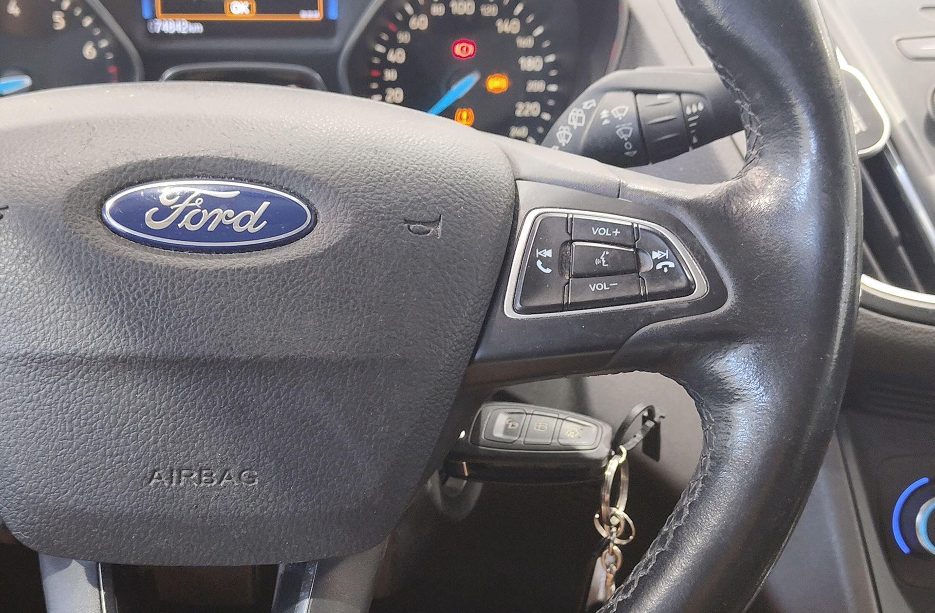Ford C-Max 1.0 EcoBoost Trend+ - foto 22