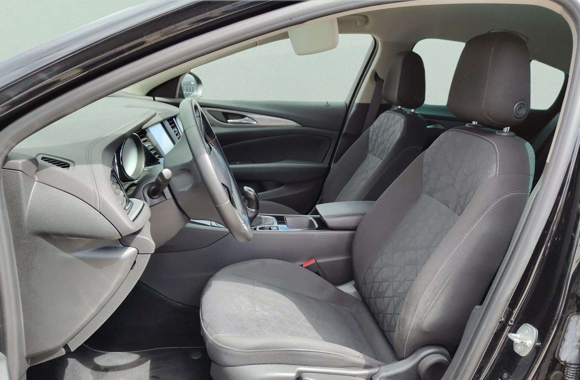 Opel Insignia 1.5 Turbo XFL 120 Aniversario - foto 13