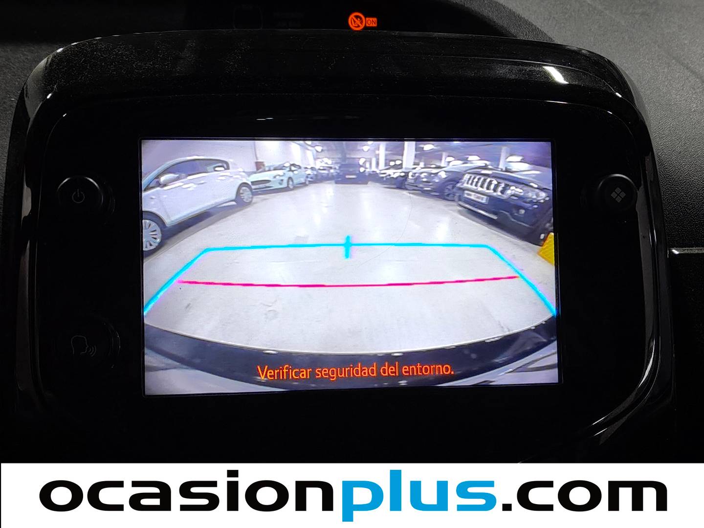 Equipamiento del Toyota Aygo Toyota Aygo 1.0 70 x-play (72 CV)