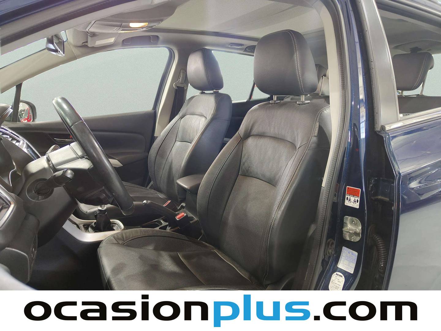 Foto asientos delanteros Suzuki S-Cross Suzuki S-Cross 1.4 DITC Mid Hybrid GLX (129 CV)