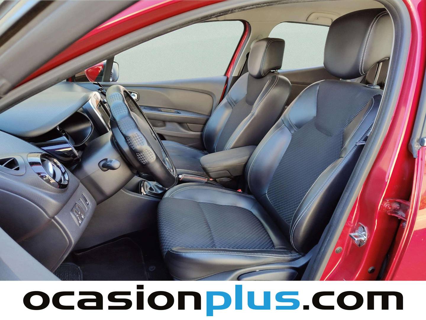 Foto asientos delanteros Renault Clio Renault Clio Zen TCe (90 CV)