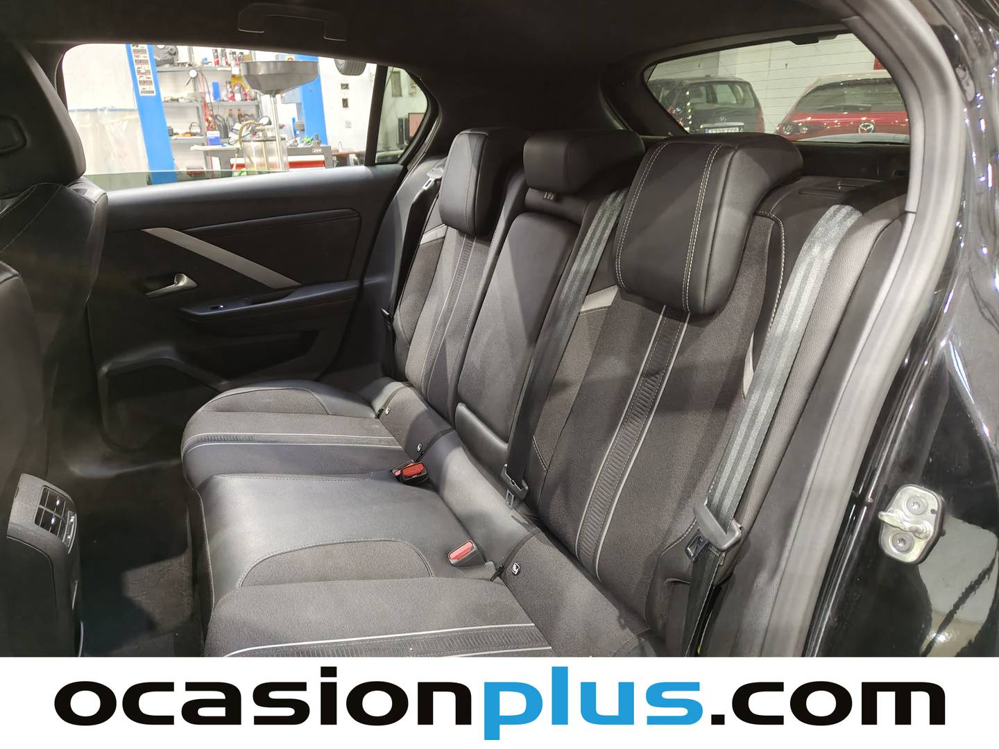 Foto asientos traseros Opel Astra Opel Astra 1.5D DTH GS Auto (130 CV)